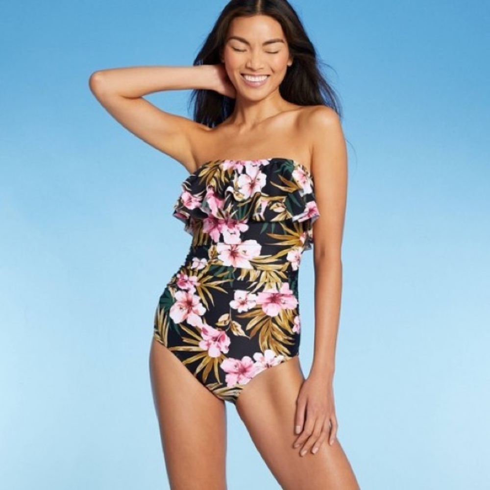 Kona Sol bathing suit - NWT